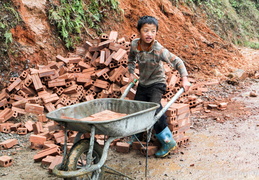 A little worker Boy - Future strong man